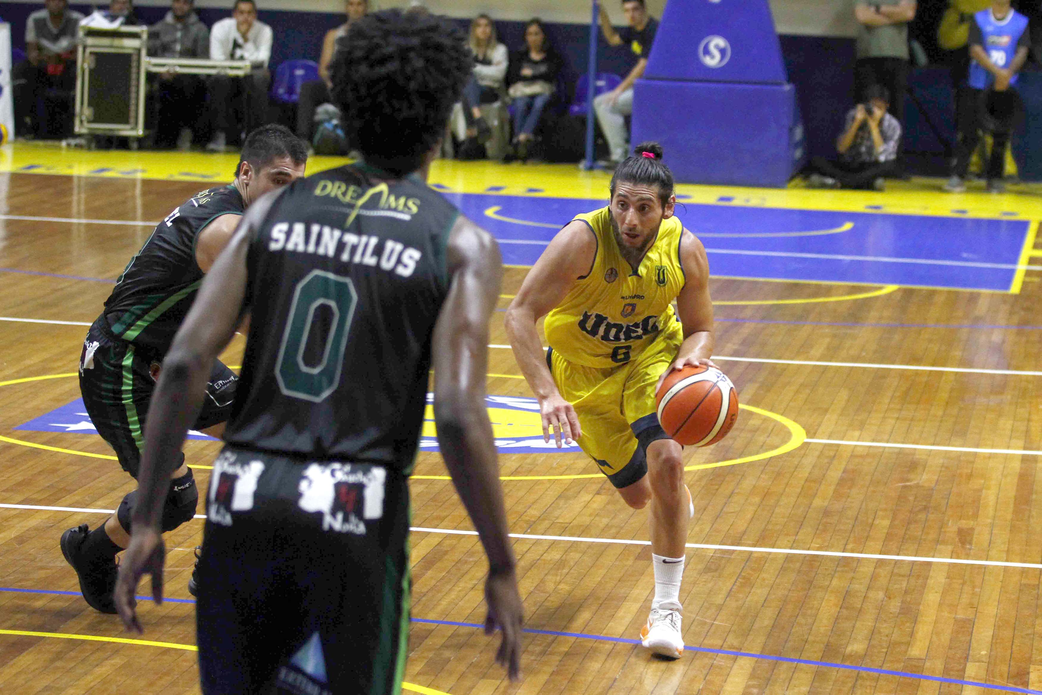 Udec Gana Su Tercer Juego Seguido En La Liga Nacional De B Squetbol