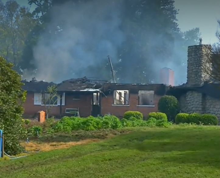 Ex Core Carmen Phillips Sufre Ataque Incendiario En Su Vivienda En La