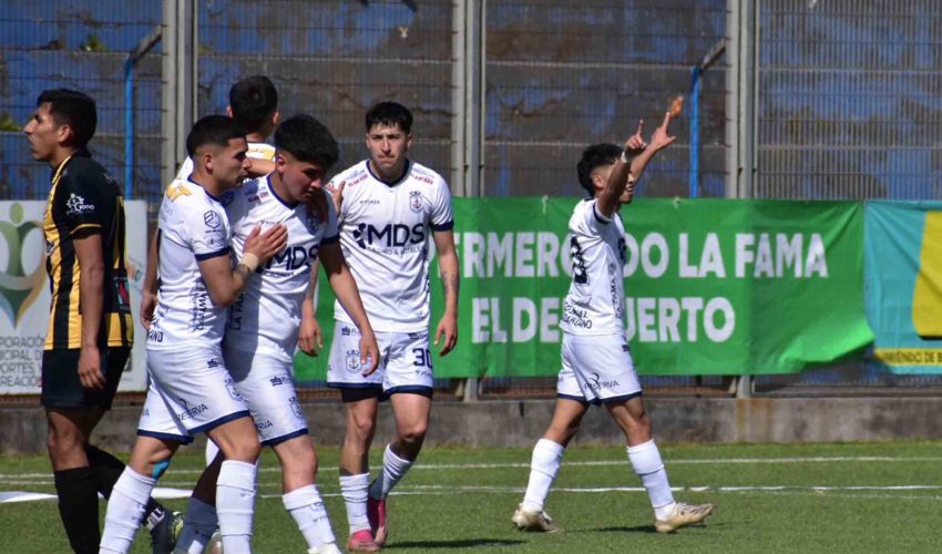 Una Goleada Para Recuperar La Confianza Naval Sigue En Carrera