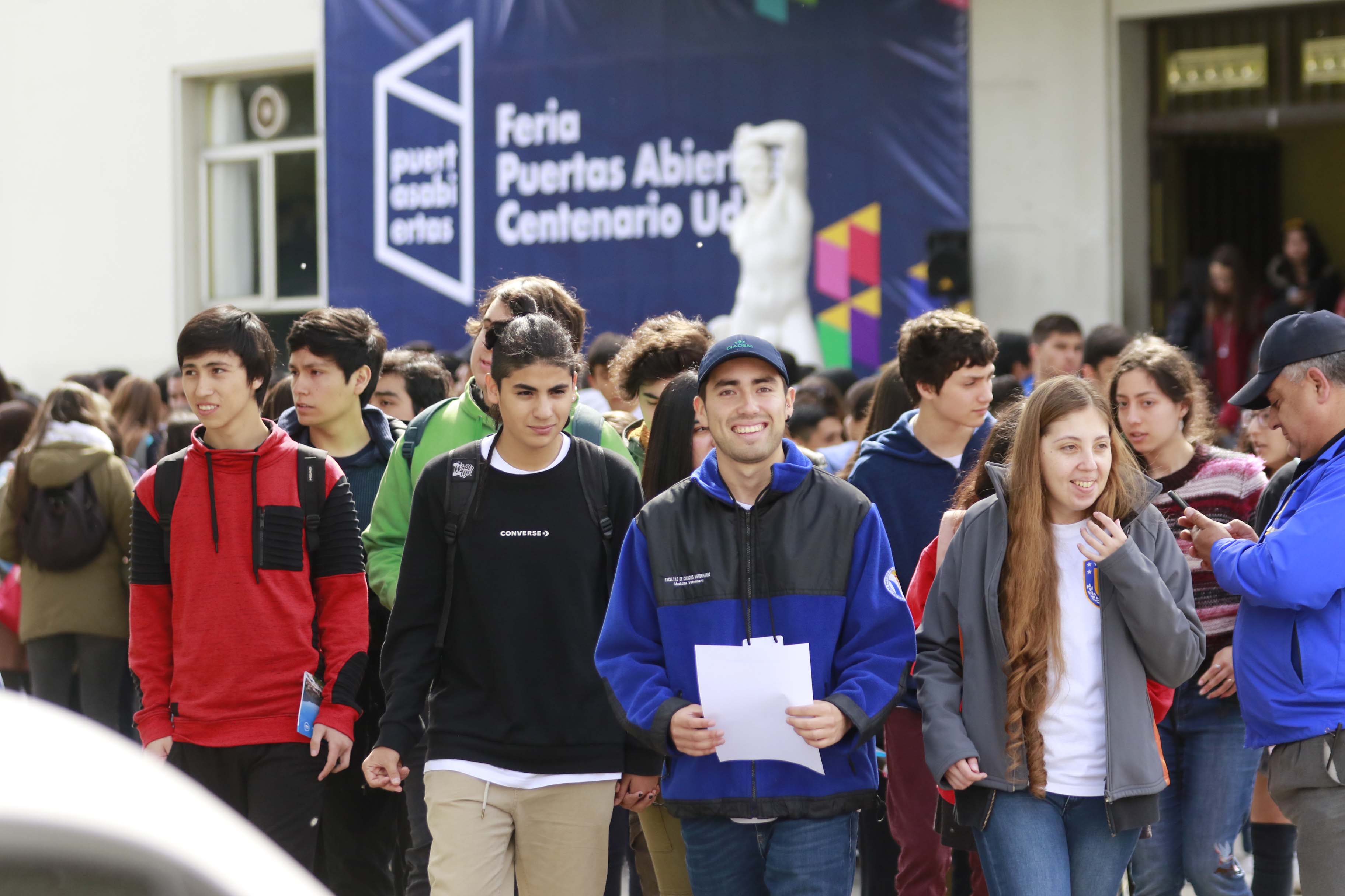 Miles de estudiantes participaron en el primer día de Puertas Abiertas ...