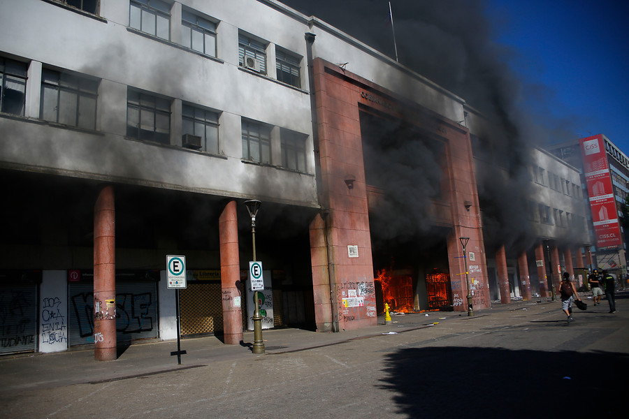 Prisión preventiva para único imputado por incendio de la Gobernación de Concepción - Diario Concepción