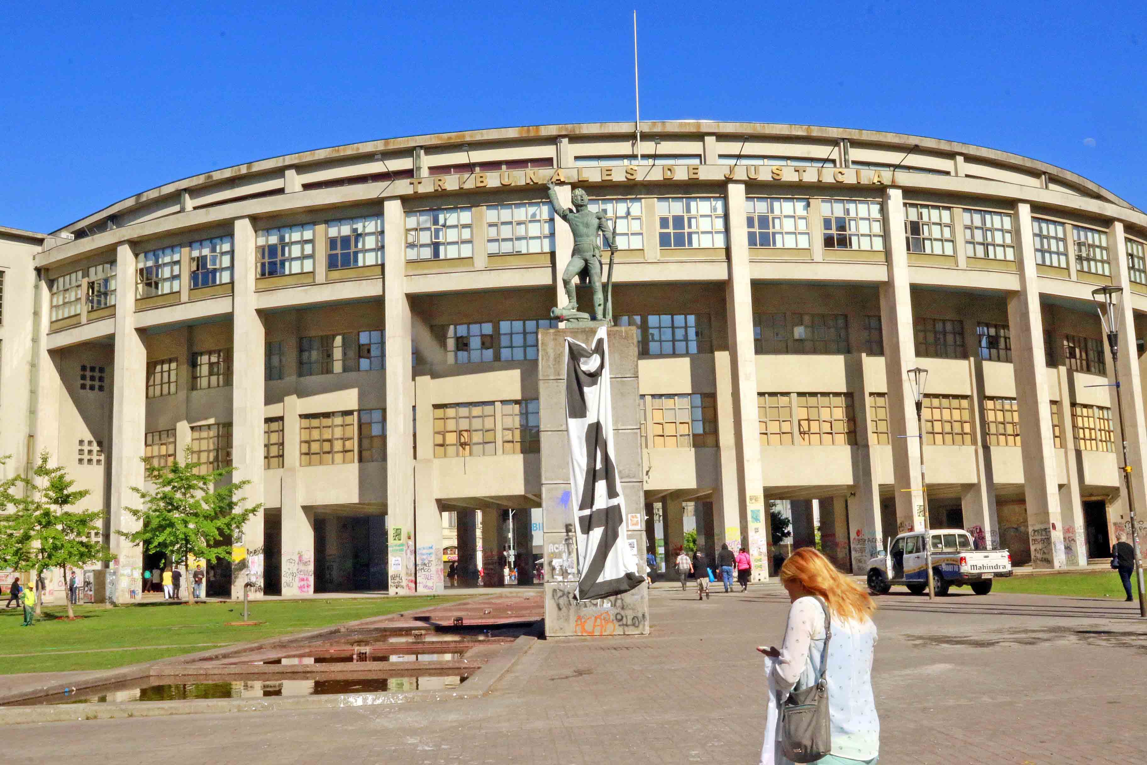 Intervención urbana llama a la Paz en 12 puntos de la zona - Diario Concepción