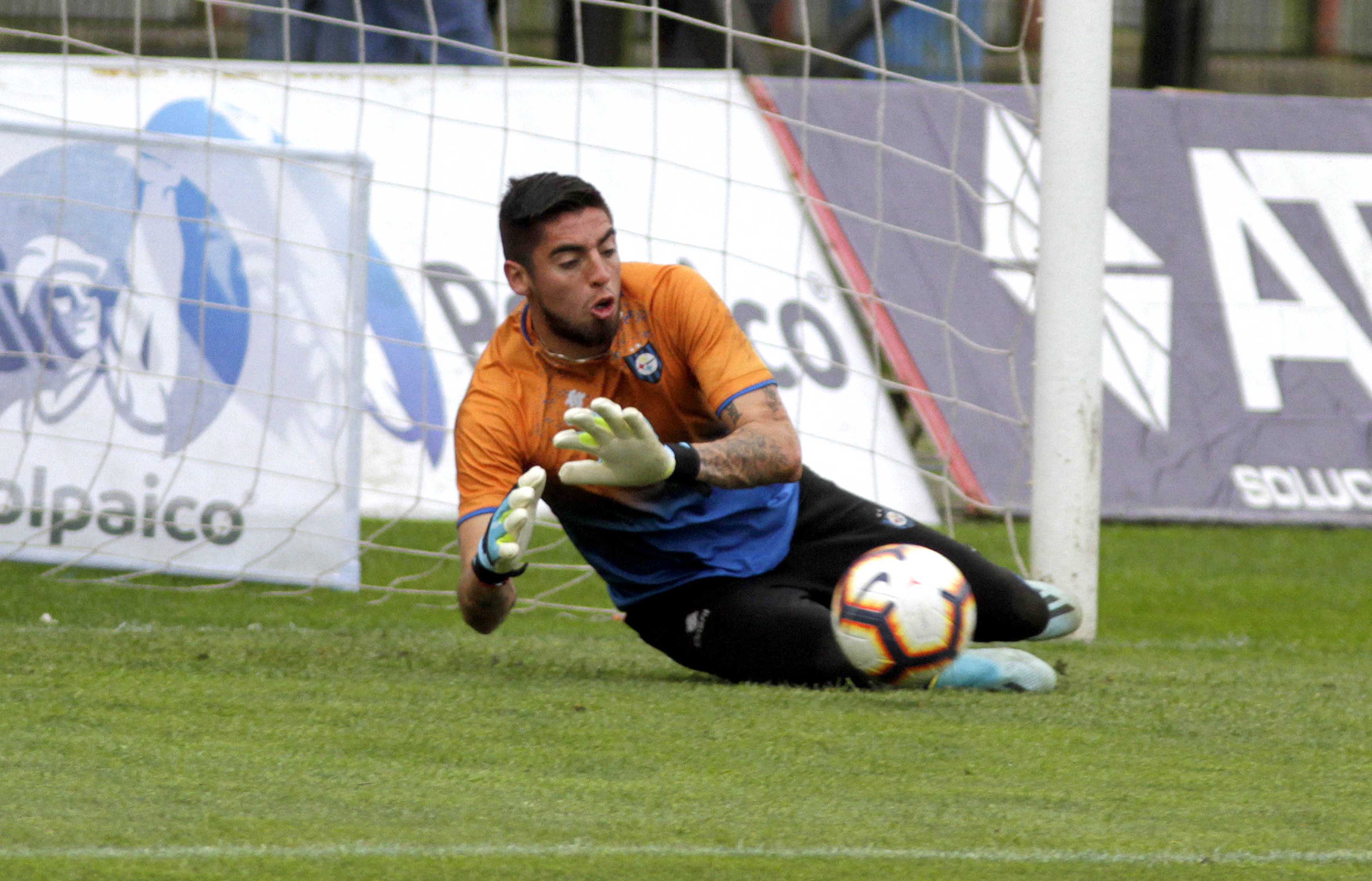 Gabriel Castellón Se Subirá Al Avión De La “roja” 