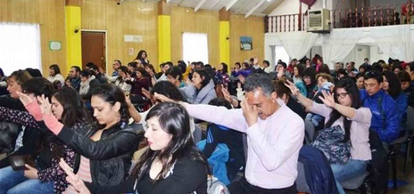 Formalizan-a-pastor-evang%C3%A9lico-por-realizar-culto-masivo-e1589772586721-850x400.jpg