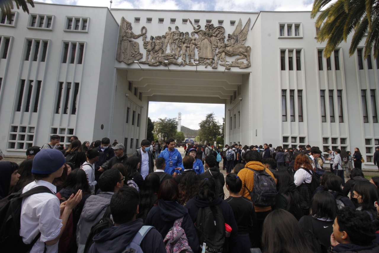 Más de 6 mil estudiantes visitan la UdeC en primera jornada de la Feria ...