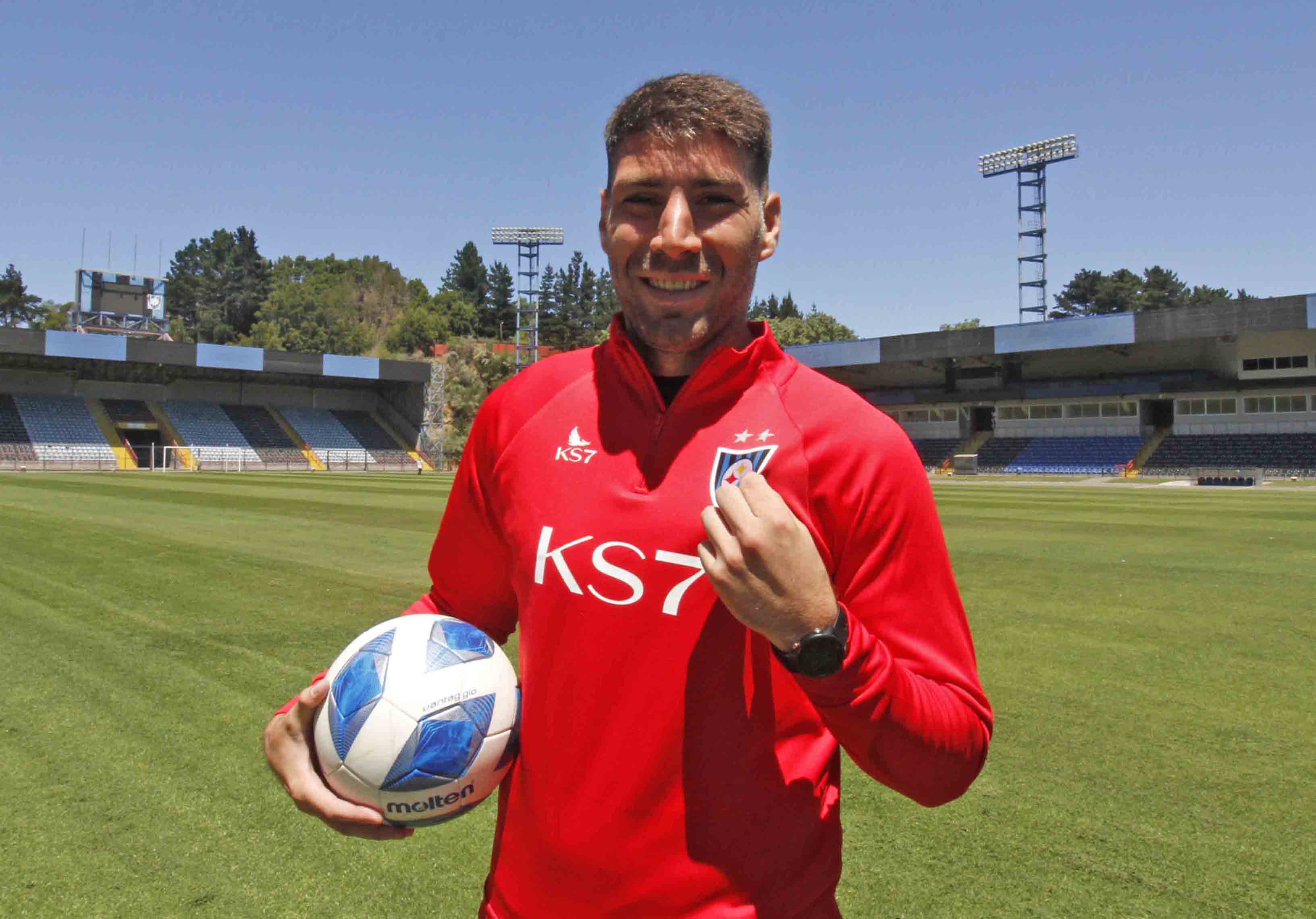 Mateo Acosta terminó su vínculo con Huachipato