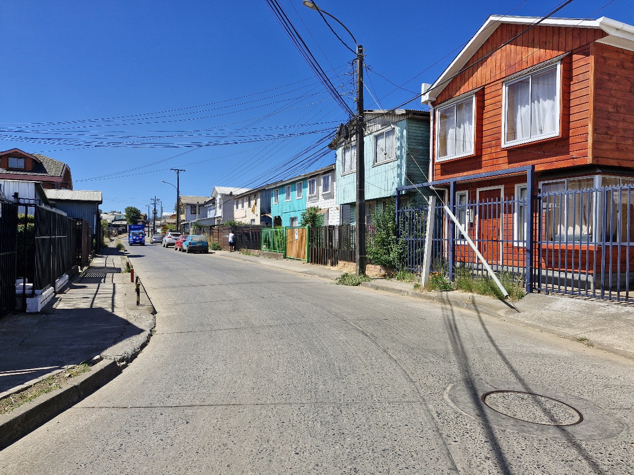 荒れた地区と国が「地区の契約」を結び、住民が決めた事業を国が実行する形にした