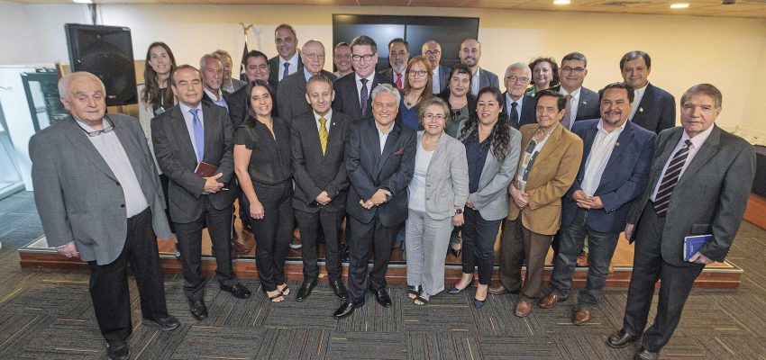 Gobierno fija prioridades para Mipymes tras reunión con más de 20 gremios