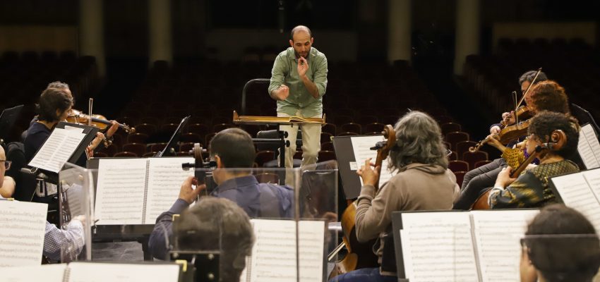 Moritz Görg debuta en Chile junto a la Sinfónica UdeC con “Ecos de Tempestad”