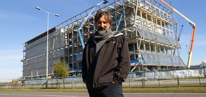 Máximo galardón internacional: Arquitecto del Teatro Biobío obtuvo el Premio Pritzker 2026