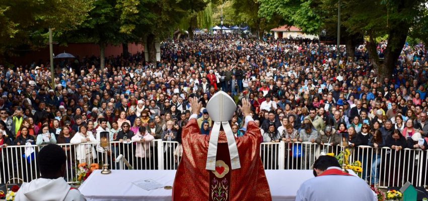Miles de peregrinos llegan a Yumbel en festividad de San Sebastián