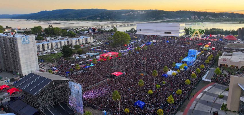 Presentaciones de gran calidad y cerca de 200 mil personas marcaron primera jornada del Festival REC