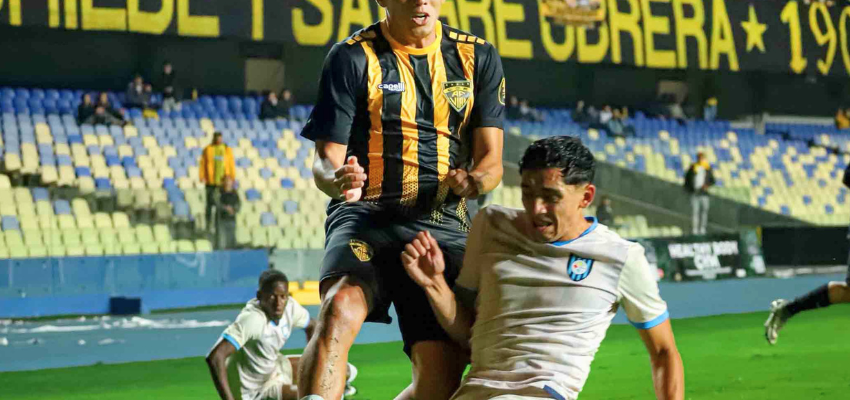 A toda máquina: Fernández Vial regresa con la fuerza de su hinchada