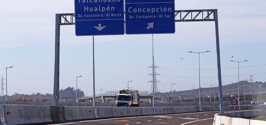 Ante el alza de los combustibles: camioneros reevaluan usar el Puente Industrial