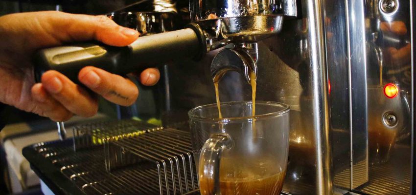 Concepción: proyectan alza de hasta un 30% en el precio del café 