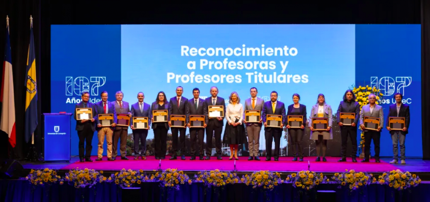 Casa de Estudios promueve a 15 docentes a la jerarquía de Profesor y Profesora Titular