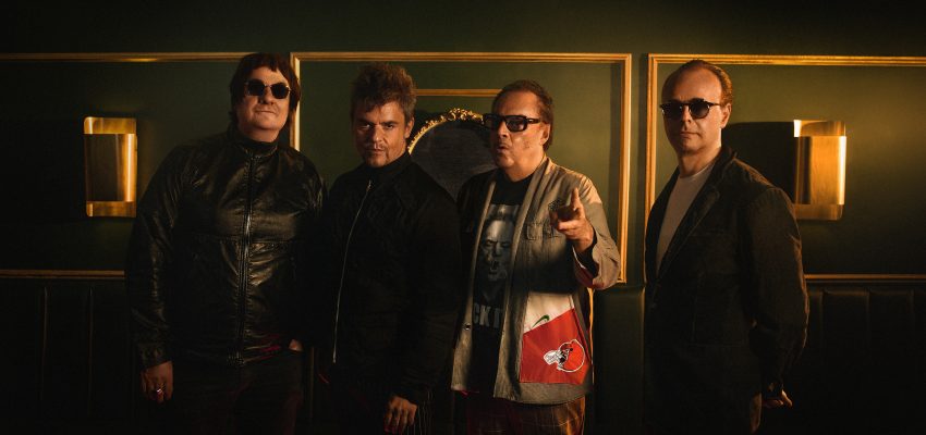 Los Tres llegan con su flamante nuevo álbum “XCLNT” al escenario del Teatro UdeC