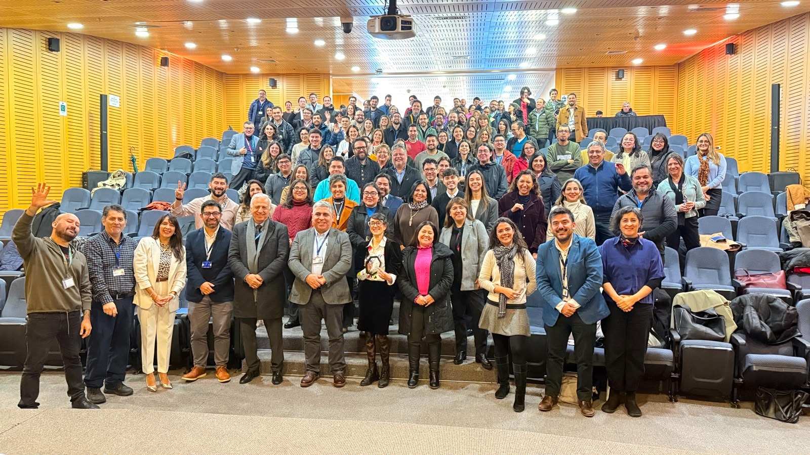 Hospital Las Higueras lidera encuentro clave sobre modernización médica