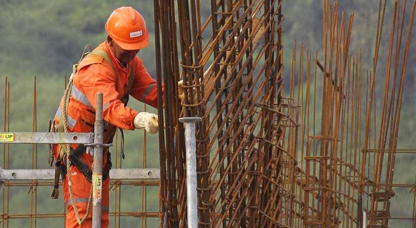 Polémica por plan de 52 horas: aclaran que ley de 40 horas sigue firme