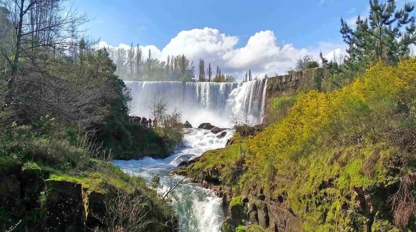 Temporal deja caer en un 90% el turismo en los Saltos del Laja