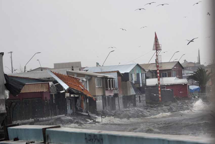 Ayuda económica para afectados por meteotsunami en Penco